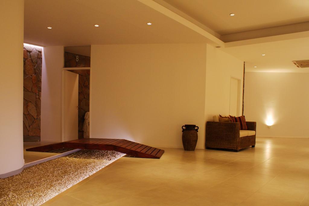 Howard Johnson By Wyndham San Pedro Ngoại thất bức ảnh